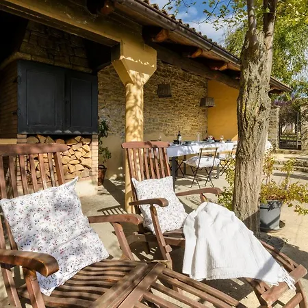 Kır Evi Os Ormos - -
