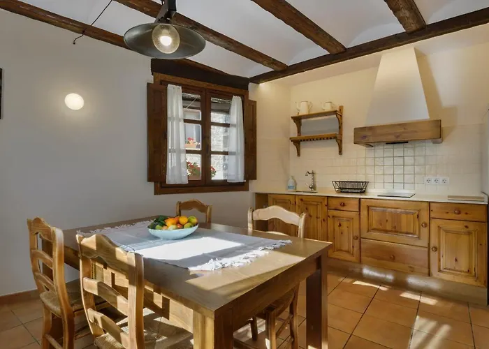 Os Ormos - - Casa de Campo *